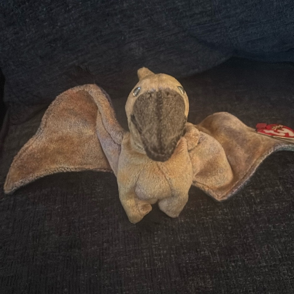 Ty Beanie baby swoop terrordactyl bird of prey